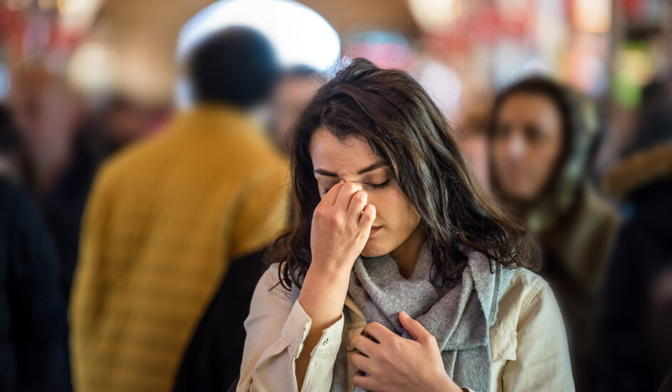 woman experiencing social anxiety